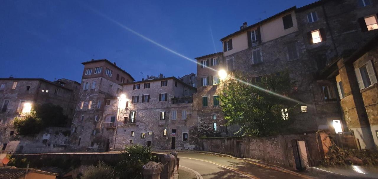 Maison Mavu: With Fiber Wi-fi, Near Jazz Arena Apartment